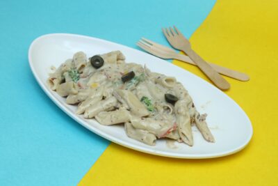 white sause pasta